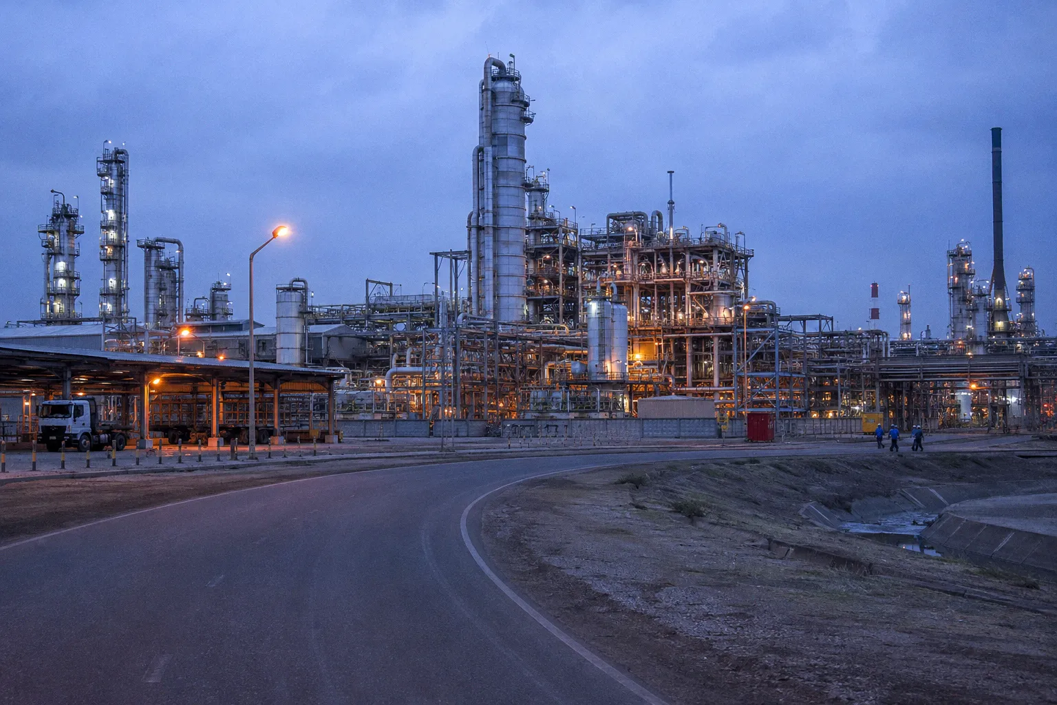 Analyzing the 2018 Manufacturing Energy and Carbon Footprint Data