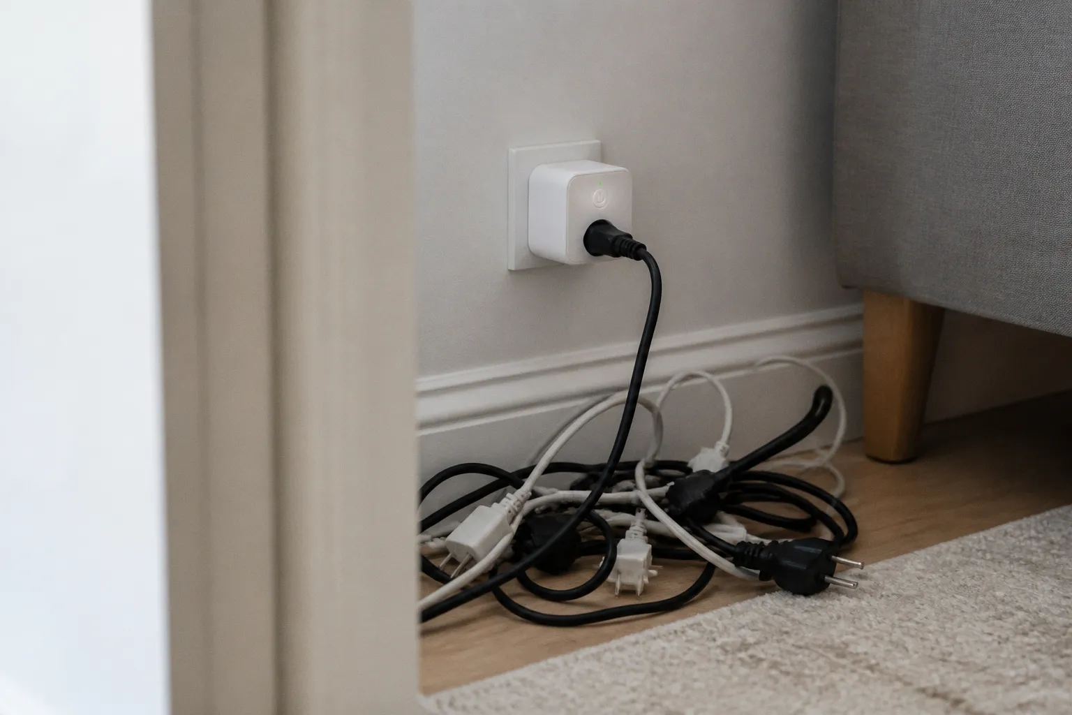 Smart plugs: eliminating vampire power draw tomorrow